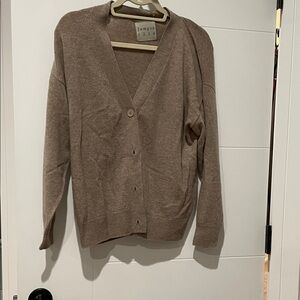 Jumper 1234 Women's Tan Cardigan Sweater